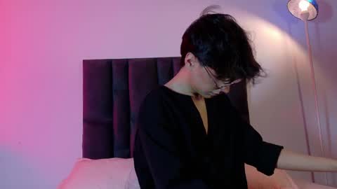 Lui online show from May 3, 2026, 3:12 am