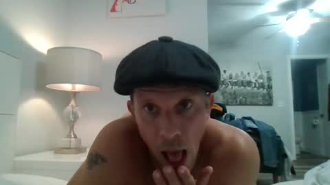 Snapshot of luiggii0904 chatting on December 14, 2024, 6:13 am luiggii0904 online show from December 14, 2024, 6:13 am