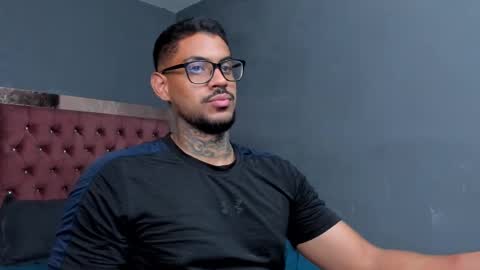 Luigi Vitale online show from March 12, 2025, 4:41 am