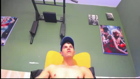 Snapshot of luis_as chatting on January 24, 2025, 12:20 pm Luis AS online show from January 24, 2025, 12:20 pm