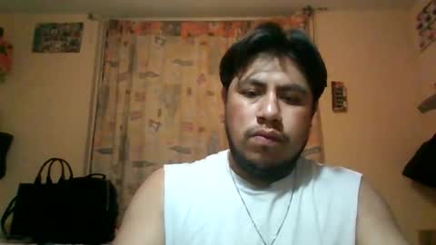 luis_garcia1202 online show from May 1, 2026, 2:49 am