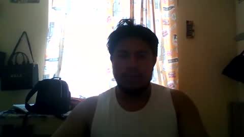 luis_garcia1202 online show from May 2, 2026, 7:52 pm