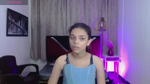 luisa_torres__ online show from July 26, 2026, 3:04 am