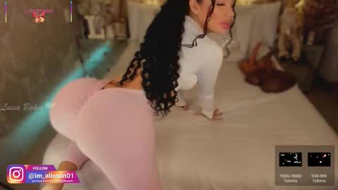 Snapshot of luisabaker chatting on December 21, 2025, 4:30 am IG im alisson01 online show from December 21, 2025, 4:30 am