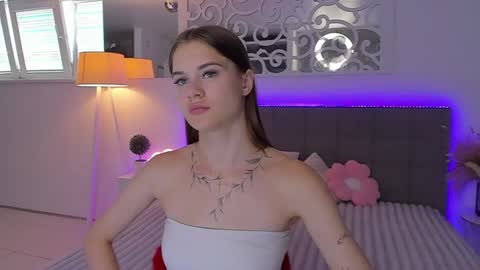 LuisaClover online show from July 12, 2026, 12:29 pm