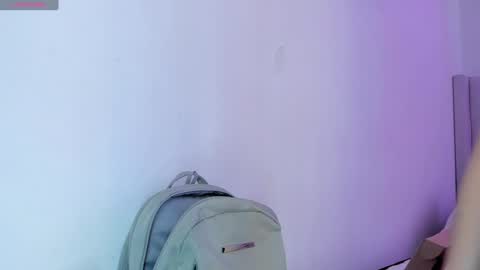 L U I S A online show from December 24, 2024, 5:23 pm