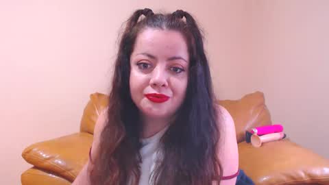 Cassie online show from December 4, 2025, 9:40 am