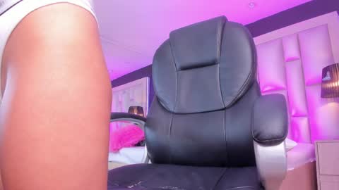 Luisa  online show from April 29, 2026, 5:30 pm