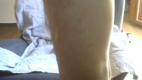 luisjetron199 online show from July 5, 2026, 3:41 pm