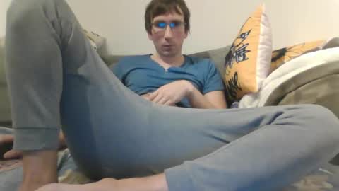 Luis online show from November 12, 2025, 11:14 pm