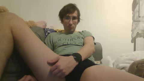 Luis online show from December 16, 2025, 10:37 pm