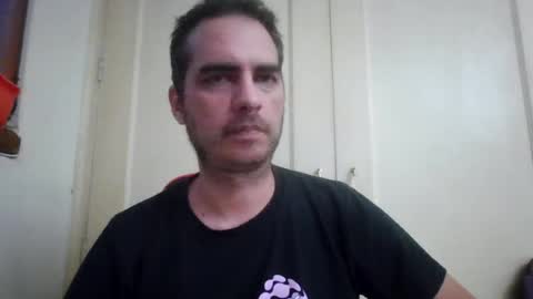Snapshot of luismenegua chatting on June 18, 2026, 12:33 am luismenegua online show from June 18, 2026, 12:33 am