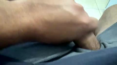 luiso29 online show from November 19, 2025, 11:43 am