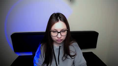 Snapshot of luizaheems_ chatting on March 19, 2026, 7:12 am Luiza online show from March 19, 2026, 7:12 am