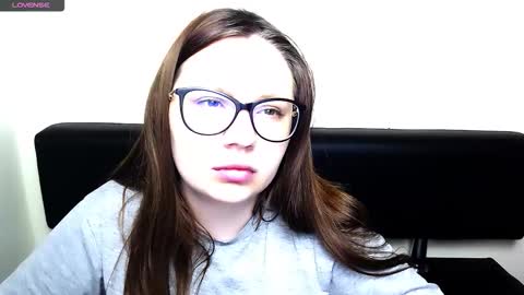 Snapshot of luizaheems_ chatting on March 26, 2026, 7:58 am Luiza online show from March 26, 2026, 7:58 am