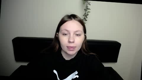 Snapshot of luizaheems_ chatting on April 8, 2026, 6:02 am Luiza online show from April 8, 2026, 6:02 am