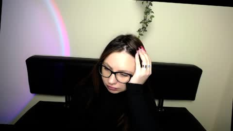 Snapshot of luizaheems_ chatting on April 17, 2026, 6:27 am Luiza online show from April 17, 2026, 6:27 am