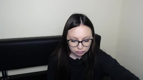 Snapshot of luizaheems_ chatting on May 20, 2026, 6:19 am Luiza online show from May 20, 2026, 6:19 am