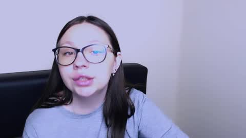 Snapshot of luizaheems_ chatting on June 7, 2026, 7:23 am Luiza online show from June 7, 2026, 7:23 am