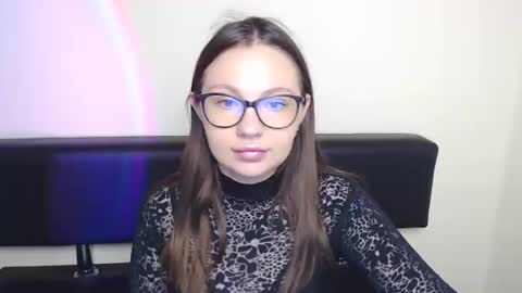 Snapshot of luizaheems_ chatting on June 18, 2026, 6:24 am Luiza online show from June 18, 2026, 6:24 am
