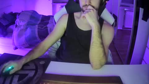 lukasschoetz online show from January 13, 2025, 11:38 pm