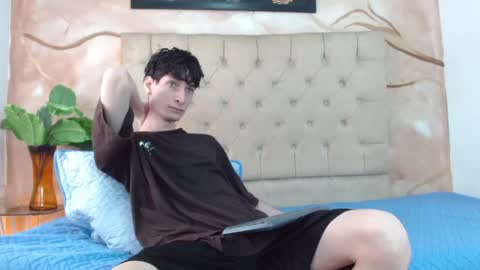 Snapshot of luke_carter chatting on June 1, 2026, 1:24 pm luke_carter online show from June 1, 2026, 1:24 pm