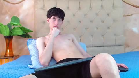 Snapshot of luke_carter chatting on June 2, 2026, 1:35 pm luke_carter online show from June 2, 2026, 1:35 pm