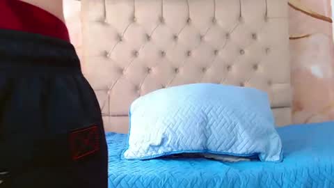 Snapshot of luke_carter chatting on July 14, 2026, 1:39 pm luke_carter online show from July 14, 2026, 1:39 pm