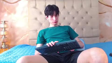 Snapshot of luke_carter chatting on July 16, 2026, 1:39 pm luke_carter online show from July 16, 2026, 1:39 pm