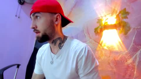 LUKE online show from February 10, 2025, 1:01 pm