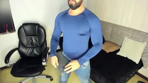 luke diaz7 online show from October 18, 2025, 4:59 am