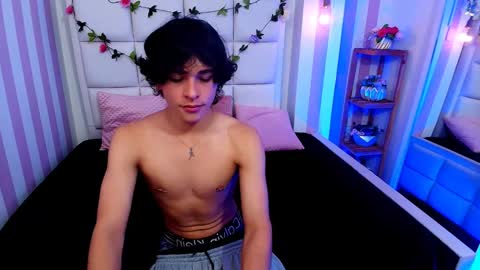 Snapshot of luke_howland chatting on January 11, 2025, 8:21 pm Luke online show from January 11, 2025, 8:21 pm