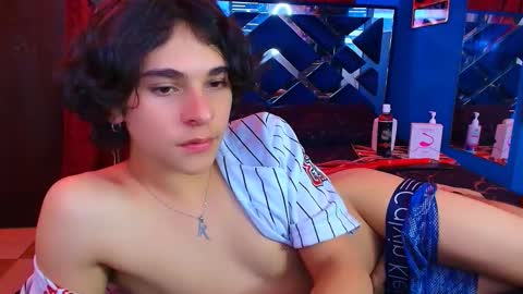 Snapshot of luke_howland chatting on March 1, 2025, 6:35 am Luke online show from March 1, 2025, 6:35 am