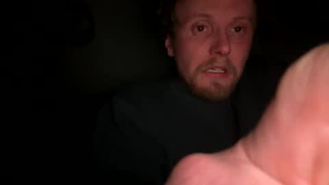 lukeeeeey96 online show from January 28, 2025, 7:32 am