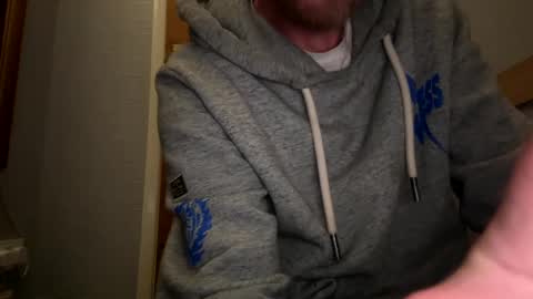 lukeeeeey96 online show from February 3, 2025, 12:58 am