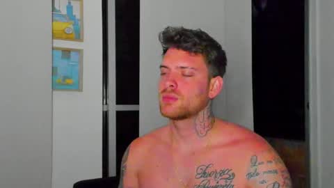 Snapshot of lukeglanton17 chatting on October 1, 2025, 2:28 am Luke online show from October 1, 2025, 2:28 am