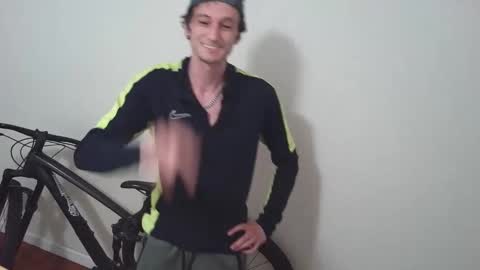 luketaylorla online show from January 14, 2026, 6:08 am