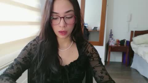 Luli online show from May 18, 2026, 1:17 pm