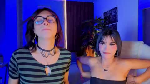 Snapshot of lullaby_charade_ chatting on March 3, 2026, 5:57 am Cookie online show from March 3, 2026, 5:57 am