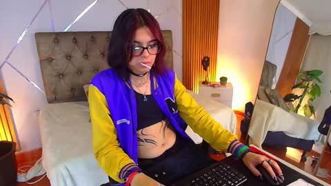 Snapshot of lullaby_charade_ chatting on March 12, 2026, 7:36 am Cookie online show from March 12, 2026, 7:36 am