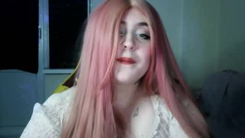 lulovia online show from January 16, 2026, 9:19 pm