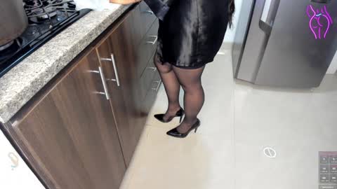 Snapshot of lulu_072 chatting on December 16, 2024, 2:16 pm lulu online show from December 16, 2024, 2:16 pm