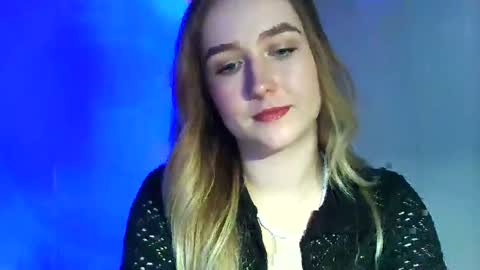 Snapshot of lulu_baby1 chatting on February 23, 2025, 1:32 pm Lulu Baby18 online show from February 23, 2025, 1:32 pm