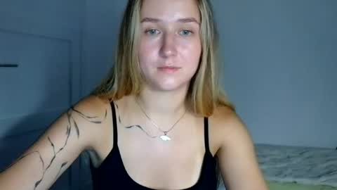 Snapshot of lulu_baby1 chatting on July 31, 2026, 5:23 pm Lulu Baby18 online show from July 31, 2026, 5:23 pm