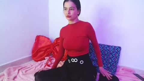 lulu_cm online show from March 14, 2026, 4:23 pm