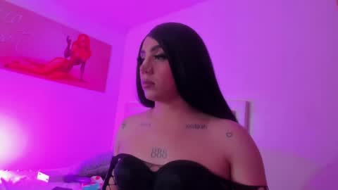 BRENDA TATIANA online show from January 31, 2025, 1:23 pm