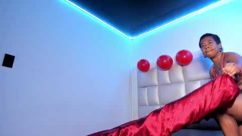 Snapshot of lulu_js_ chatting on May 6, 2026, 12:10 pm elizabeth online show from May 6, 2026, 12:10 pm