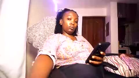 lulu_sparks1 online show from June 8, 2026, 5:19 am