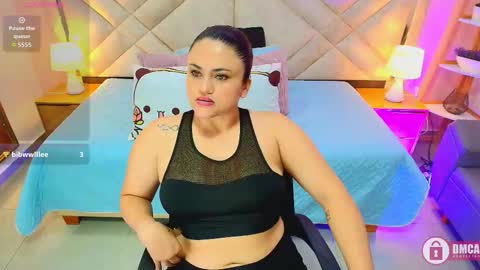 Lulu  online show from March 18, 2026, 8:01 pm