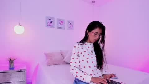 luluu online show from April 17, 2026, 11:35 am